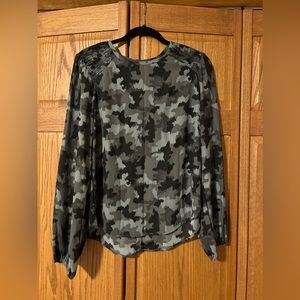 Peyton Jensen Camo Blouse NWT